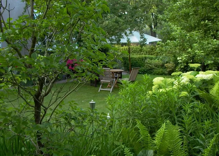 Altes Landhaus am Park (Bed&Breakfast)